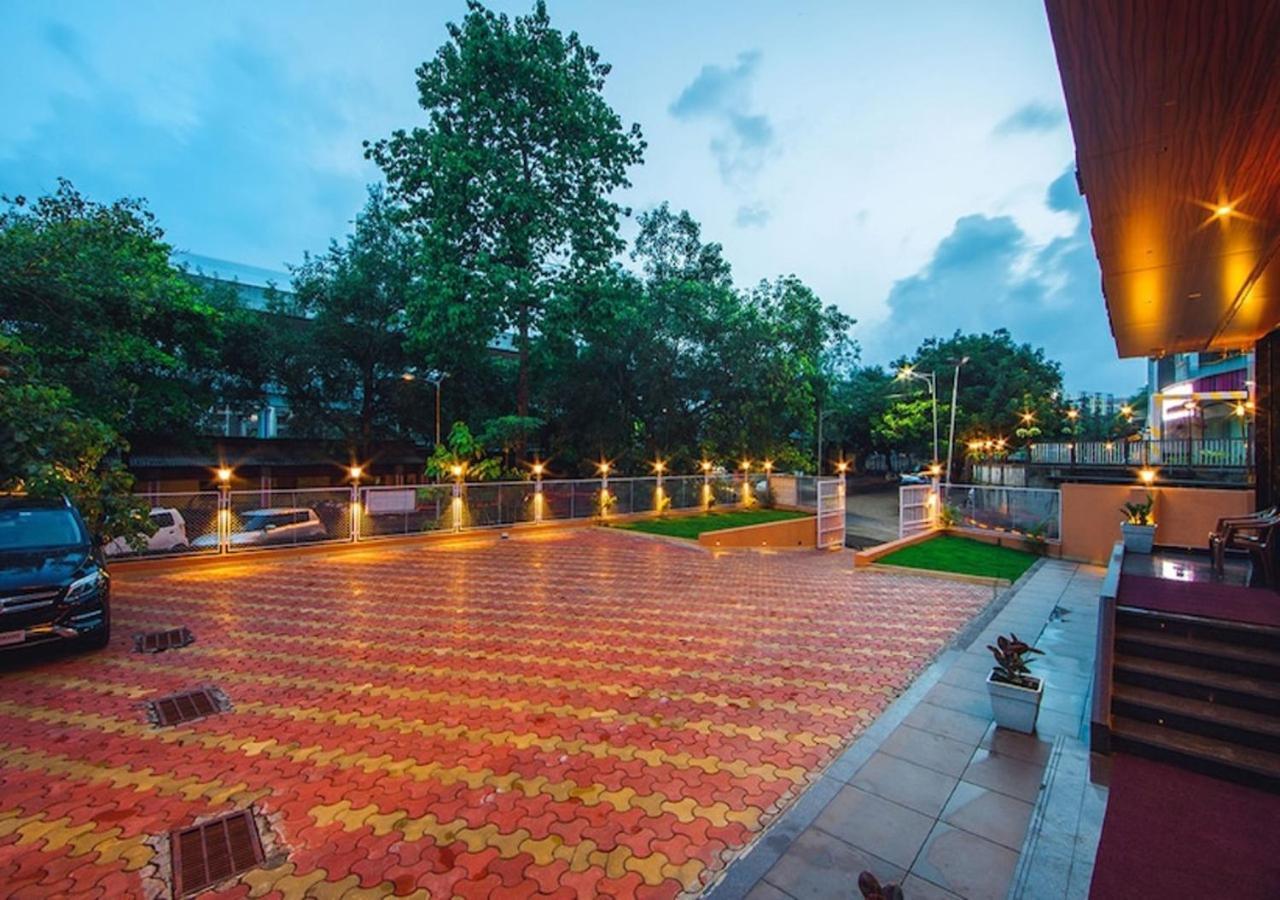 Hotel Laxvas Thane Exterior photo